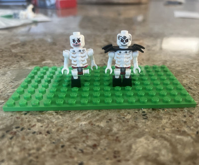 2x LEGO Ninjago Skeleton Minifigures - Bonezai & Frakjaw
