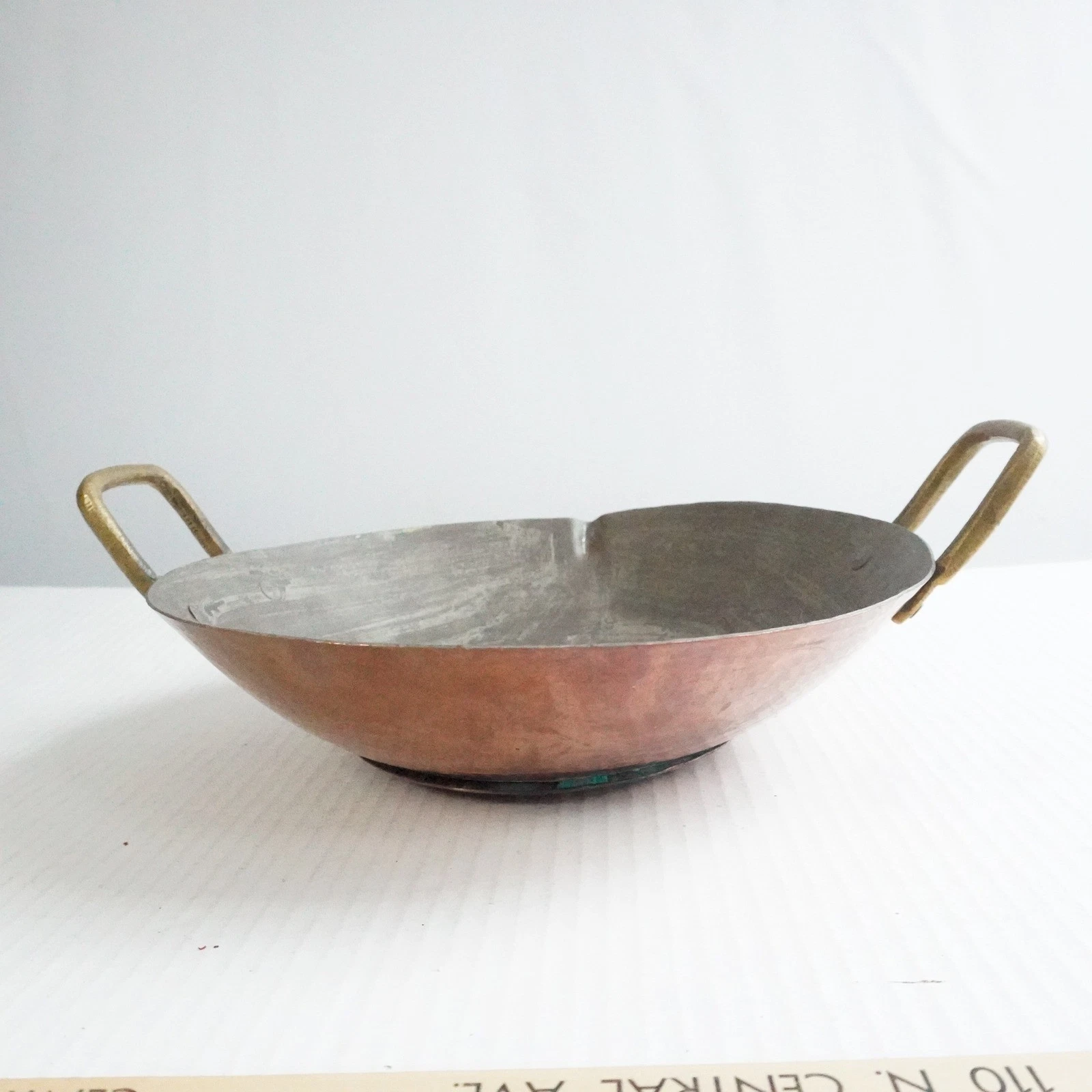 Vintage Copper Wok Cazo with Brass Handles Heavy Duty Cooking Wok Pot Cottage
Opens in a new window 