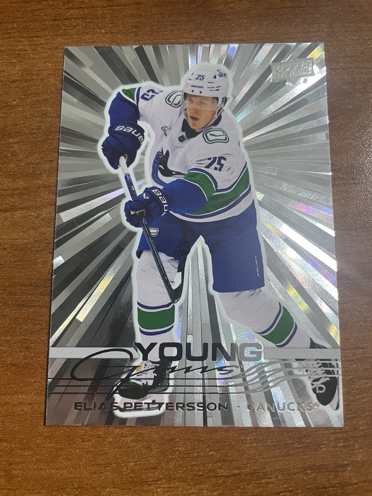 2025-26 Upper Deck Series 1 - Young Guns Elias Pettersson #223 Outburst (RC)