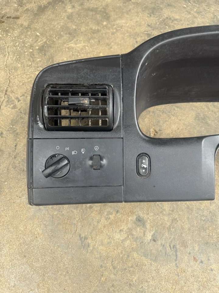 2005-2007 Ford F250 F350 Super Duty Dash Panel Cluster Bezel Black - Image 2 of 4