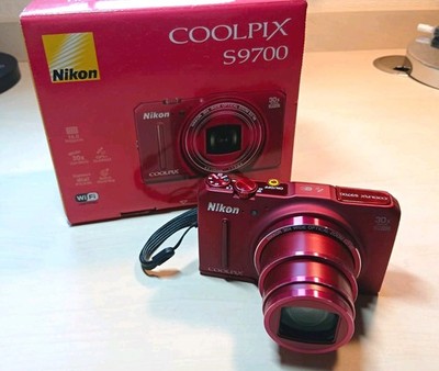 Nikon COOLPIX S9700 ROT Kamera 16MP 30xZoom neuwertig in Verpackung Topzustand!