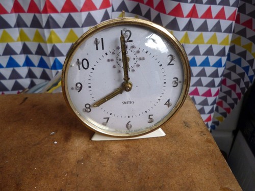 vintage smiths alarm clock WORKING RINGS - Picture 2 of 6