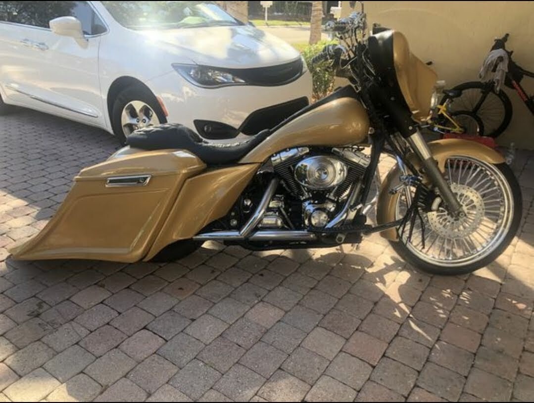 97-08 Saddlebags and fender Harley Davidson Down / Out Stretched