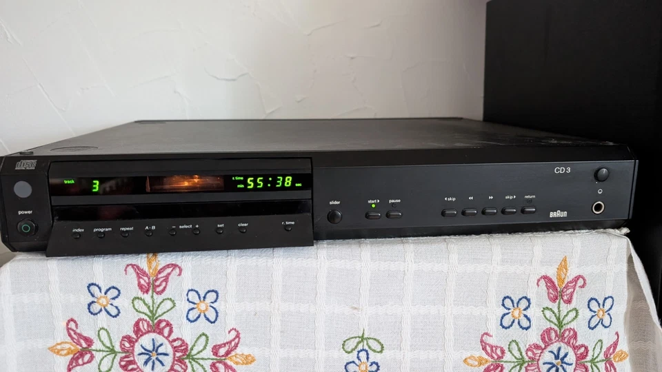 Braun Atelier CD 3 CD-Player getestet /funktioniert einwandfrei. - Bild 2 von 4