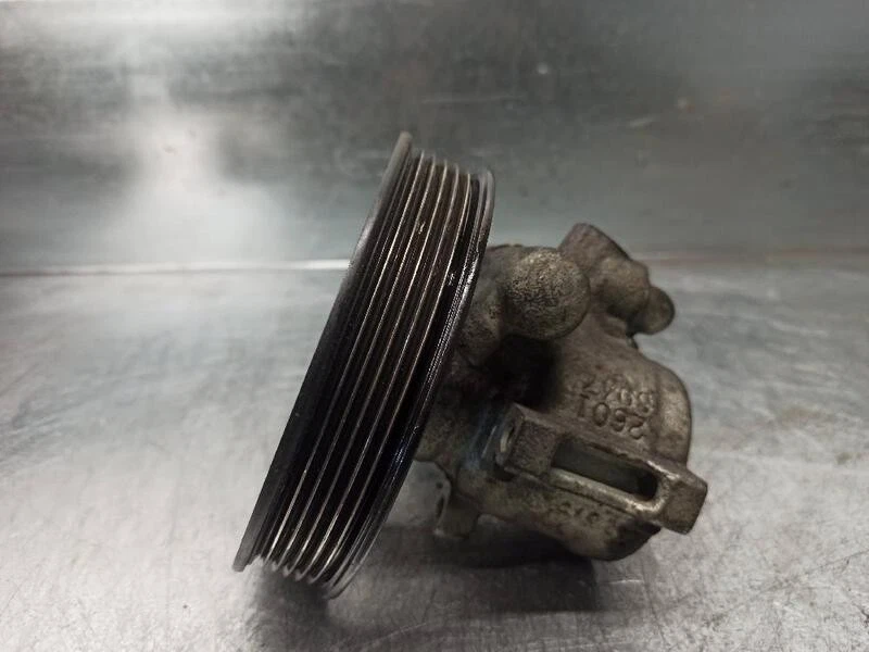 26071637 pompa servosterzo per DAEWOO LEGANZA 2.0 CAT 1997 3629334 - Immagine 2 di 4