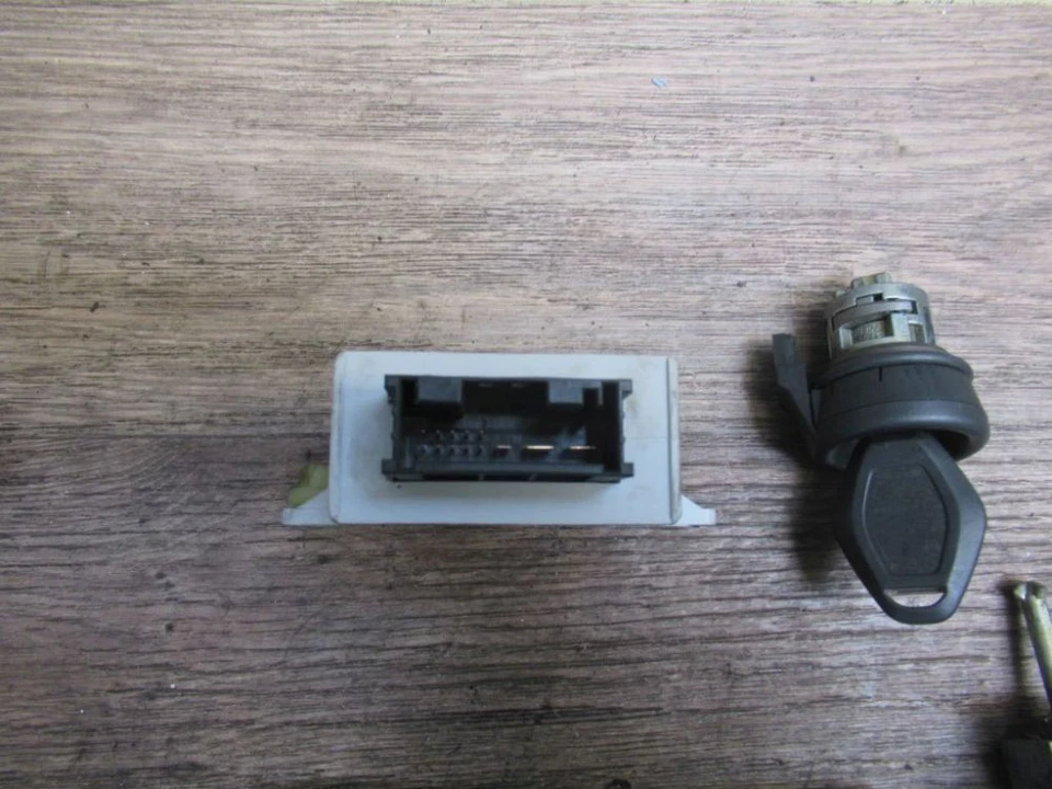 Centralina Motore Blocchetto Accensione Immobilizzatore n.15 7515182 BMW 3 COMPACT (E46) 316 - Immagine 4 di 4