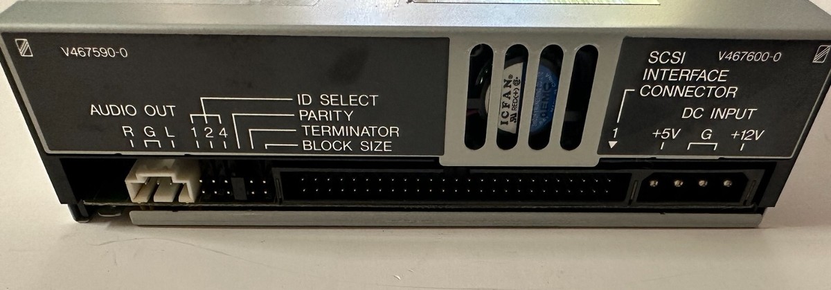 YAMAHA CRW8824SXCD-R/RWドライブ YAMAHA CRW8824S 8X8X24 SCSI CDRW Drive - Beige Bezel | eBay