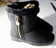 Bebe Girls size 1 Winter Boots Fur Cuffs Sherpa Lined Black Microsuede
