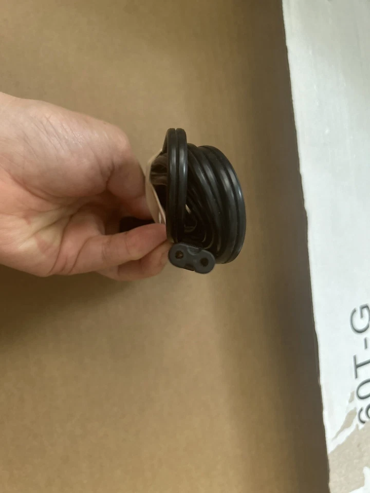 VOLEX 2-Prong 6-Feet ME301S VAC7 E62405SP Black Cable Power Cord - Image 3 of 3