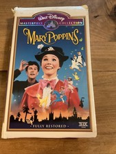 Pre-owned & used Walt Disney Mary Poppins (VHS, Masterpiece Edition)