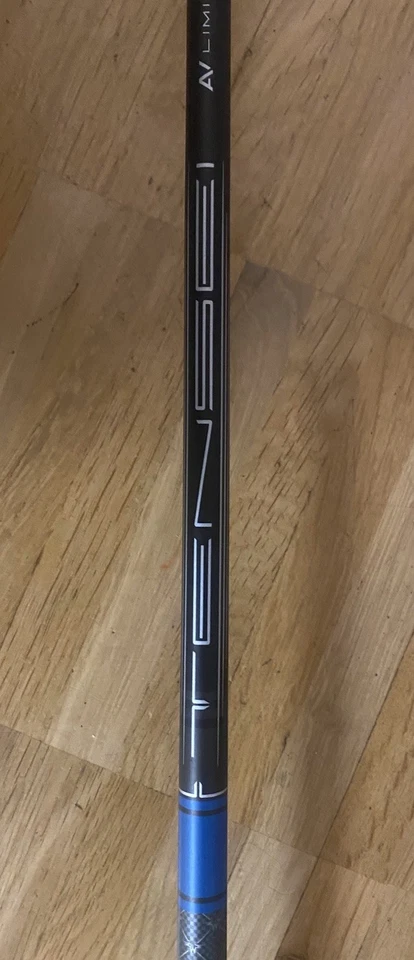 Taylor Made Qi10 Tour Hybrid Rescue 3 19.5 Loft Neuwertig - Bild 2 von 4