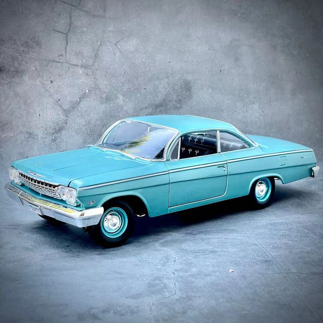 1962 Chevrolet Bel Air Special Edition Diecast Boxed 1:18 Model Car - Blue