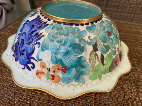 Vintage Painted Brass & Enamel 10" Bowl Flowers and Butterfly Butterflies - Picture 10 of 10