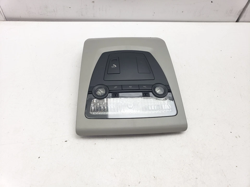 LUZ DE LECTURA INTERIOR CORTESÍA BMW X3 F25 9347175 2015 Foto 2 de 4