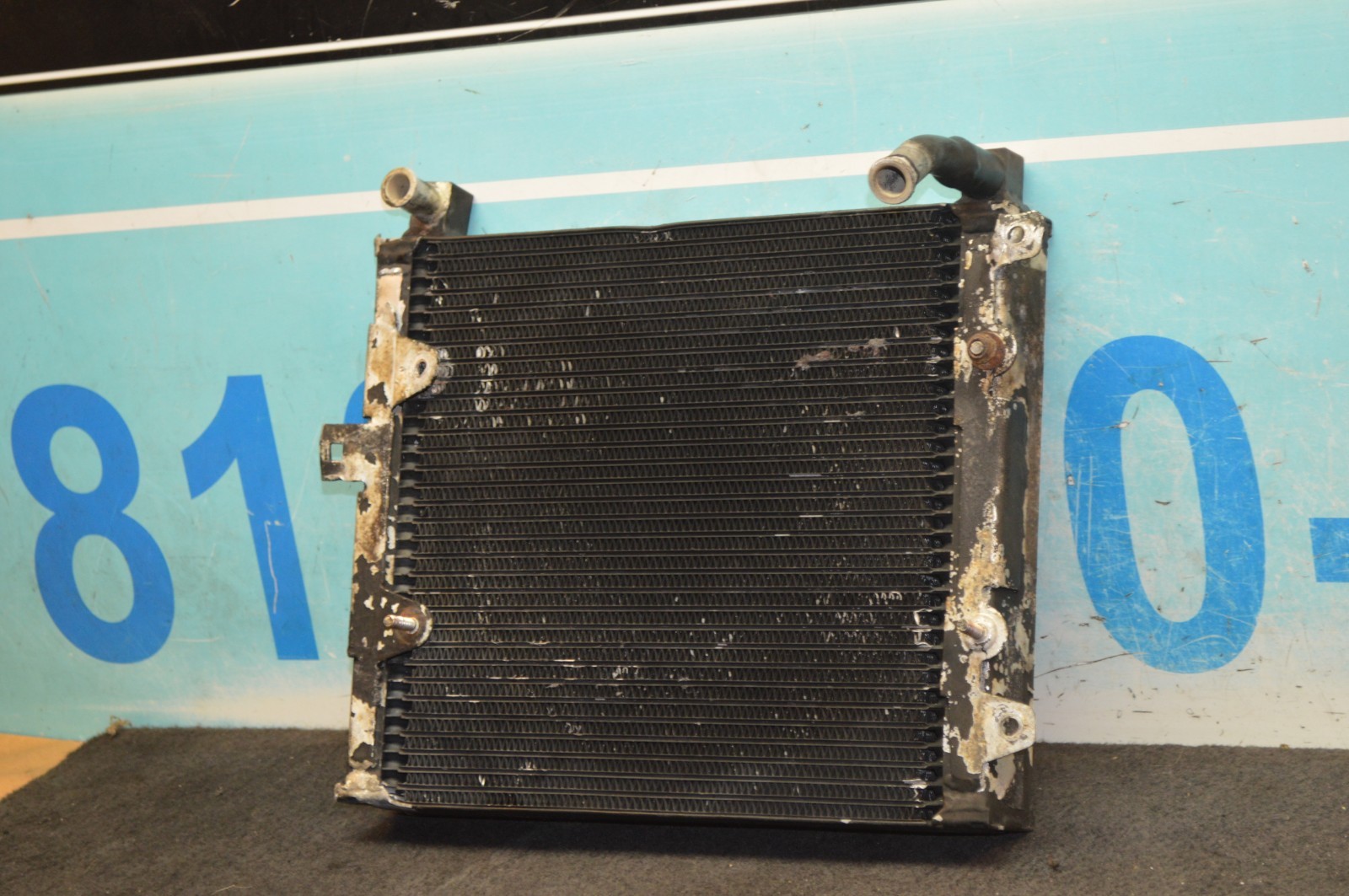 05-09 BENTLEY ARNAGE TURBO 6.75L V8 RIGHT SIDE ENGINE MOTOR OIL COOLER ASSEMBLY