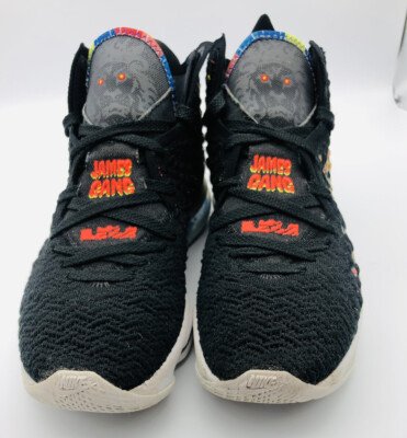 Nike LeBron 17 James Gang Sneaker Shoes Black Colorway Knitposite