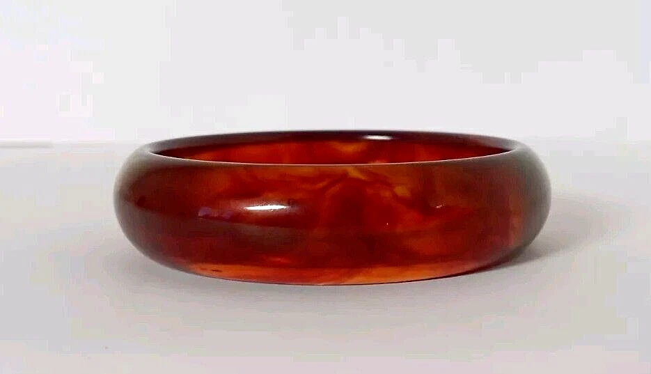 Ancien Bracelet Jonc En Bakélite Ambré. - Photo 2/4