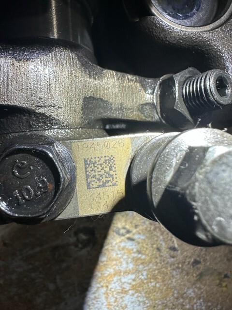 Paccar MX-13 Diesel Engine Jake Brake Rocker Arm Assembly 00