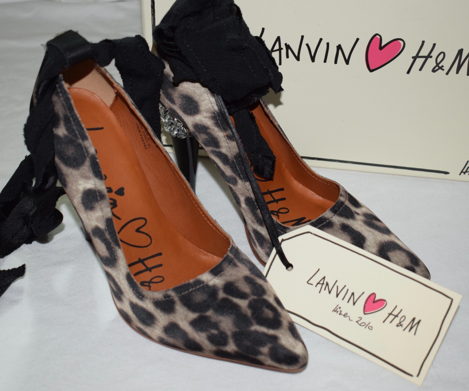 2010 Lanvin x H&M Leopard Print Ribbon Rhinestone Heeled Pumps Size US 6 NIB US5