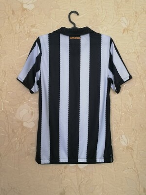Juventus 2010 - 2011 home football shirt jersey Nike size S