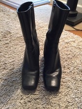 Nine West Womens Black Leather Dress Boots, Size left 6.5M, right 6M 
