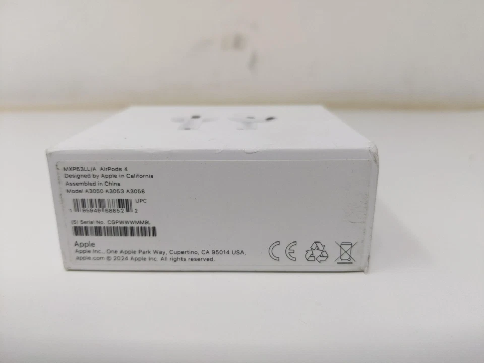 Apple AirPods 4 Wireless Earbuds, Bluetooth Headphones, Personalized Audio - Image 2 of 4