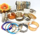 VINTAGE TO NOW FASHION/COSTUME JEWELRY BRACELET LOT ASSORTED TYPES & MATERIALS