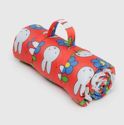 Baggu Puffy Picknickdecke Peanuts Miffy 183 cm leicht wasserdicht