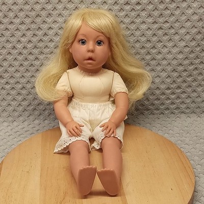 1991 Lee Middleton Original Cinderella Doll 19'' Blonde Blue