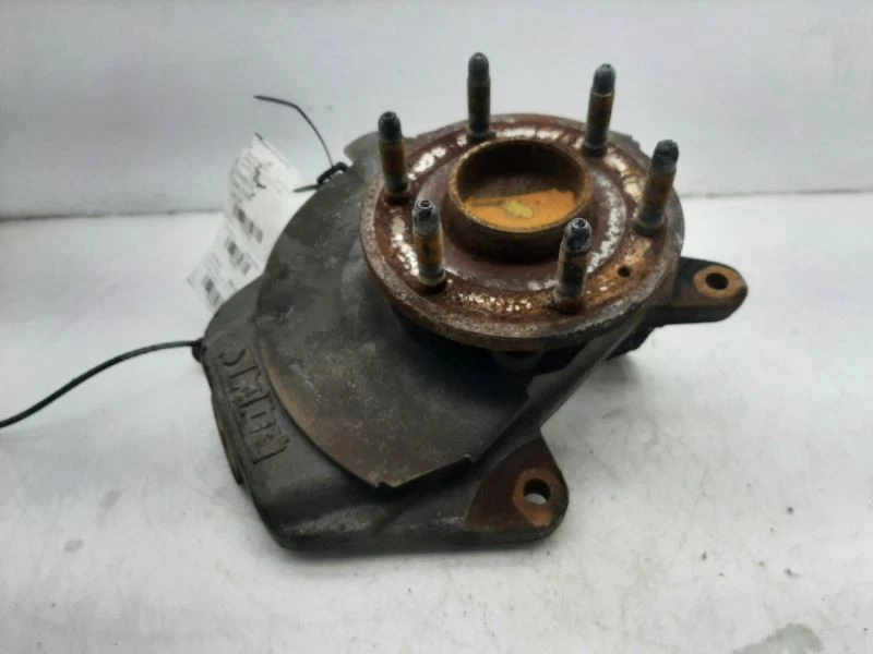 Husillo/nudillo delantero izquierdo conductor 07-14 Cadillac Escalade 22912208 Foto 2 de 4