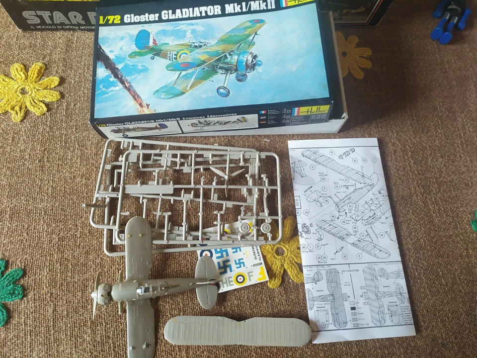 HELLER GLOSTER GLADIATOR MK AEREO 1/72 MODEL KIT VINTAGE PER CUSTOM KITBASHING - Immagine 2 di 4