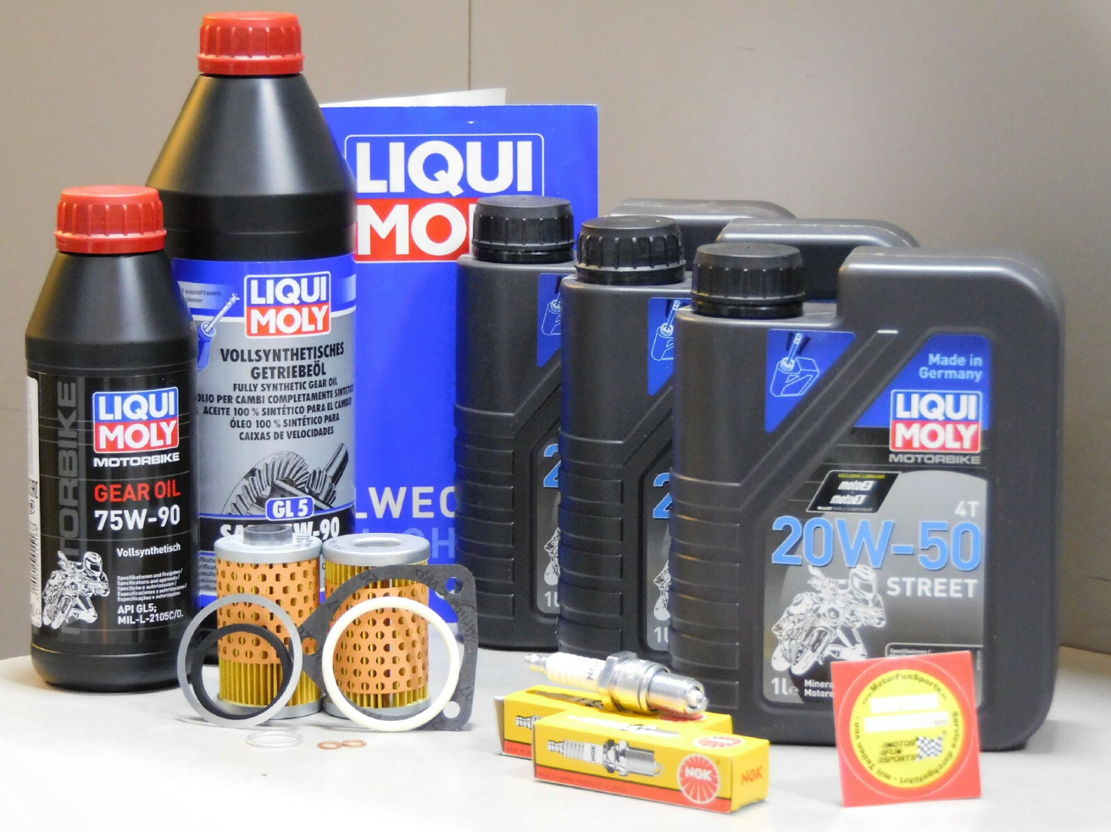 Maintenance Set - BMW R 80/7 - Oil, Oil Filter, Spark Plug, Inspection, Service