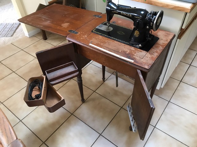 Singer Sewing Machine 1934 Model 15 Ad565181 W Hide Away Singer Sewing Machine 1934 Model 15