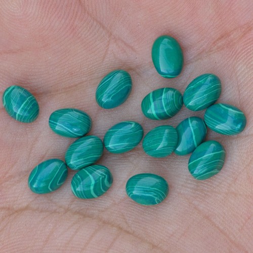 12.20 Ct Natural Cabochon Green Malachite Loose Gemstone Lot 15 Pieces - Picture 2 of 11
