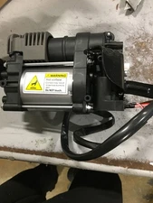 Air Suspension Compressor Pump For 2013 2014 2015 2016-2018 RAM 1500 4877128AA