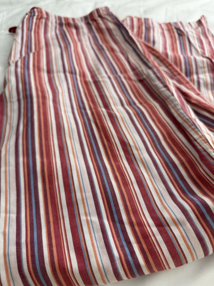 Calça PJ Feminina Vintage 100% Algodão Abercrombie & Fitch Listrada Vermelha Grande - Imagem 4 de 4