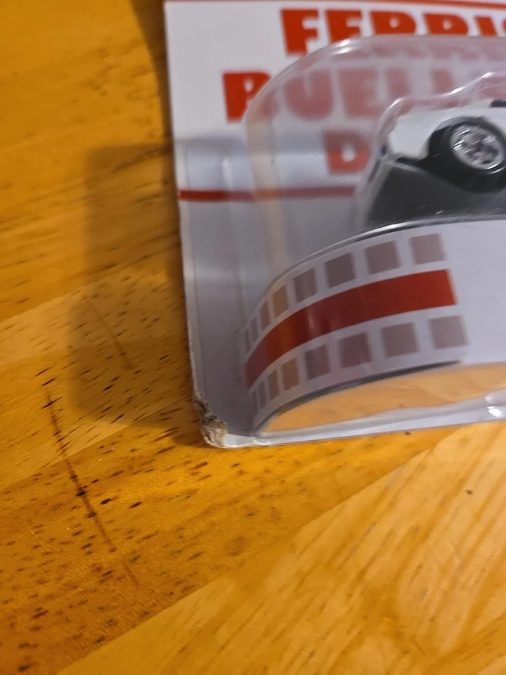 Hot Wheels Ferris Bueller’s Day Off - Pontiac Fiero '84 Foto 4 de 4