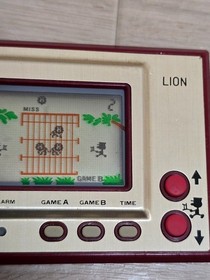 Nintendo Game & Watch LION Handheld Console LCD Game Tested Working