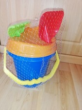 Sandspielzeug Matschzeug Eimer Schaufel Sieb 4 tlg