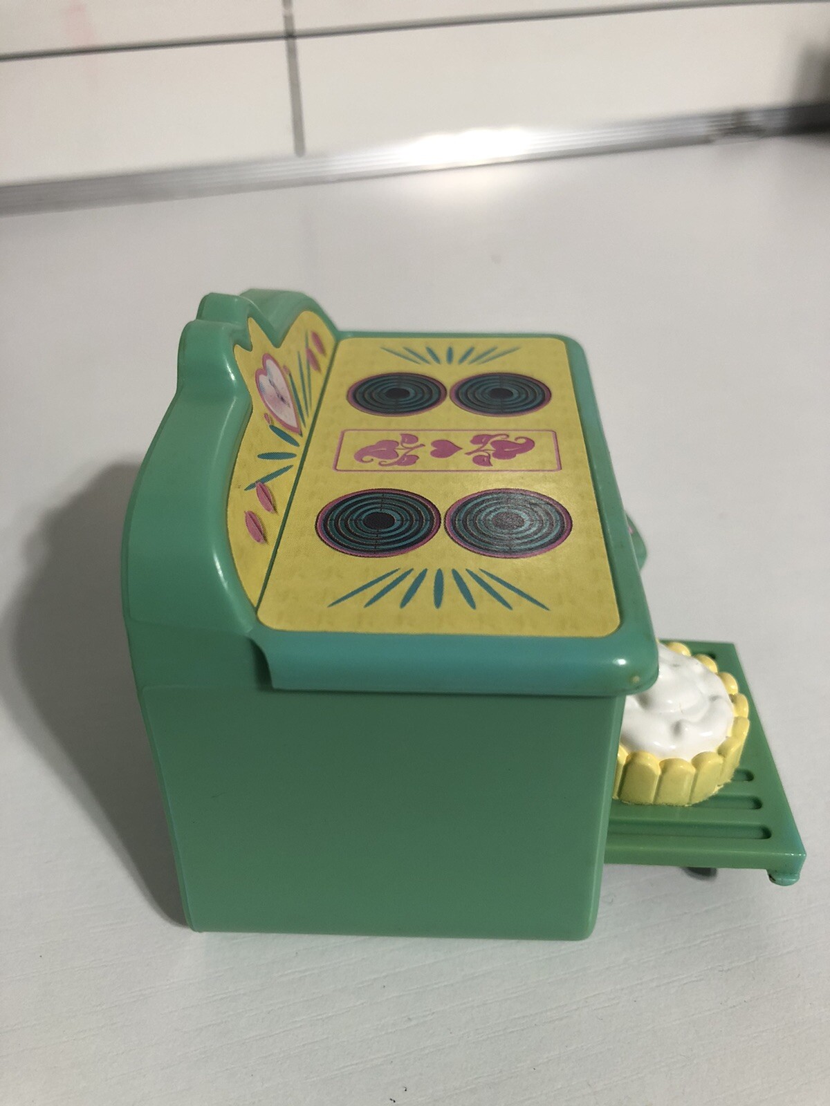 как выглядит My Little Pony Cotton Candy Cafe 2 Replacement Parts Only: Cash Register Oven фото