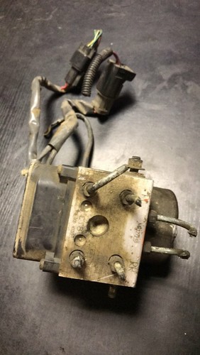 Mitsubishi Colt 1997 ABS Pumpe MR129948