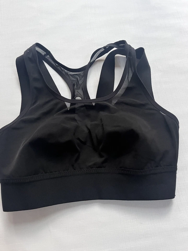 Sujetador deportivo de malla reversible Athleta Eclipse para mujer negro talla pequeña Foto 2 de 4