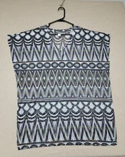 H&M Women’s V-Neck Multi Color  Tunic Size MEDIUM