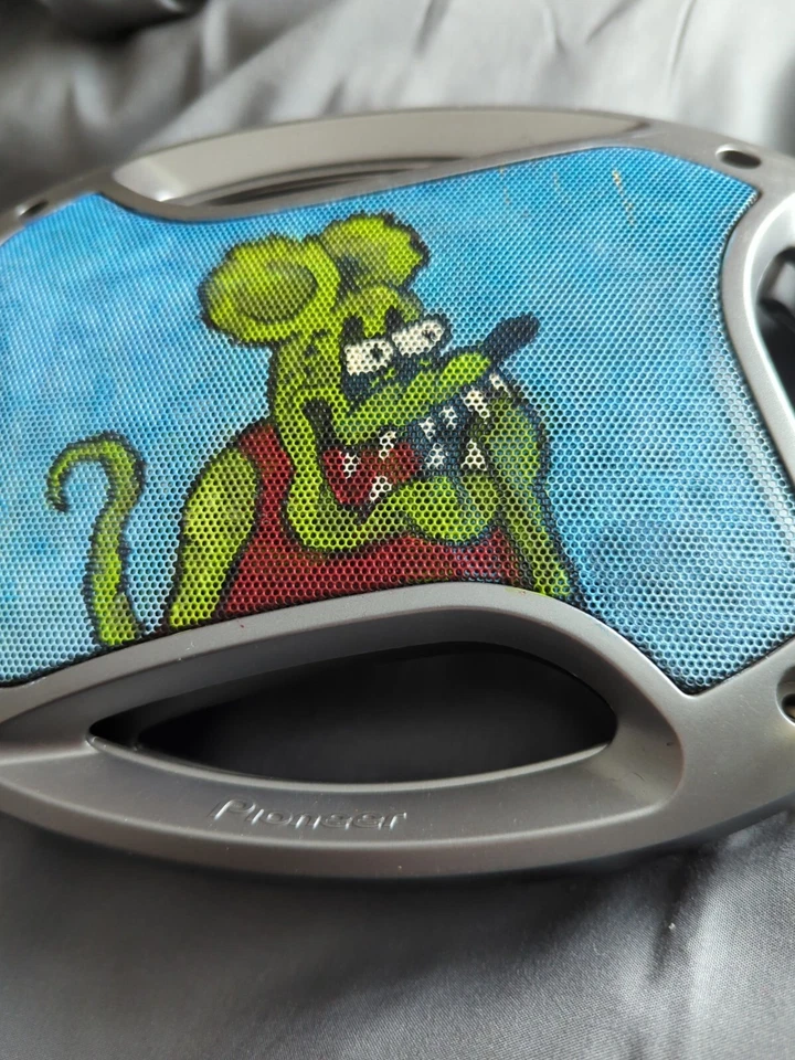 2 Fundas de Altavoz Rat Fink Pioneer De Colección Parrillas ÚNICAS Hot Rod Accesorios Arte Foto 3 de 4