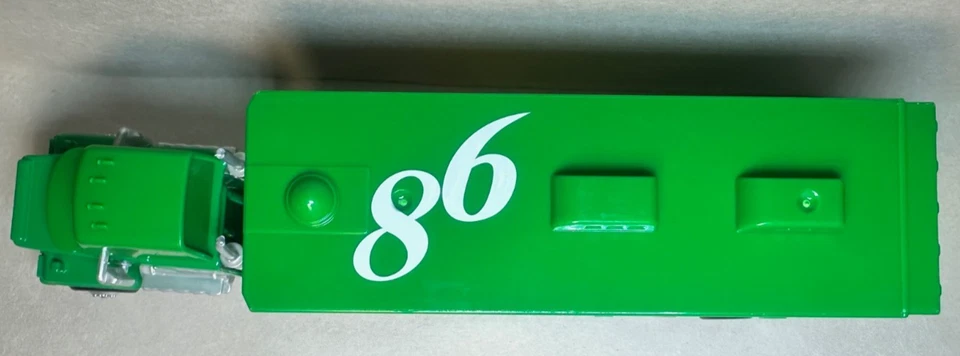 Disney Pixar Cars Chick Hicks Hauler Semi #86 Copa Pistón Diecast Deluxe 1:55 FC Foto 4 de 4