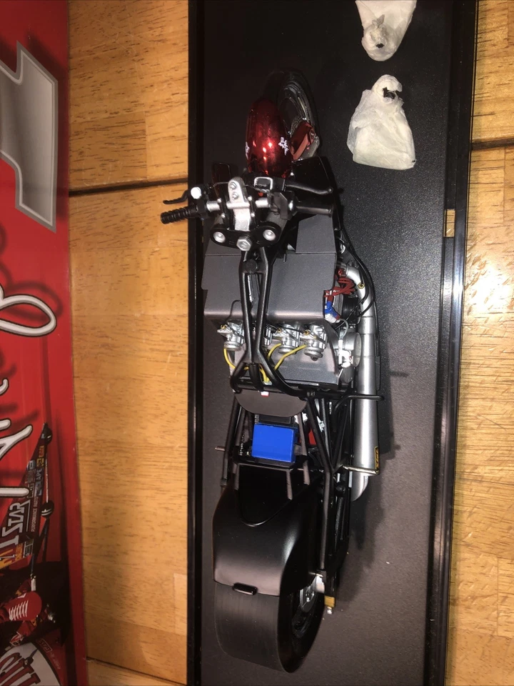 NHRA Angelle Seeling Winston 2001 Suzuki Pro Stock Bike 1:9 Never Opened - Image 3 of 4
