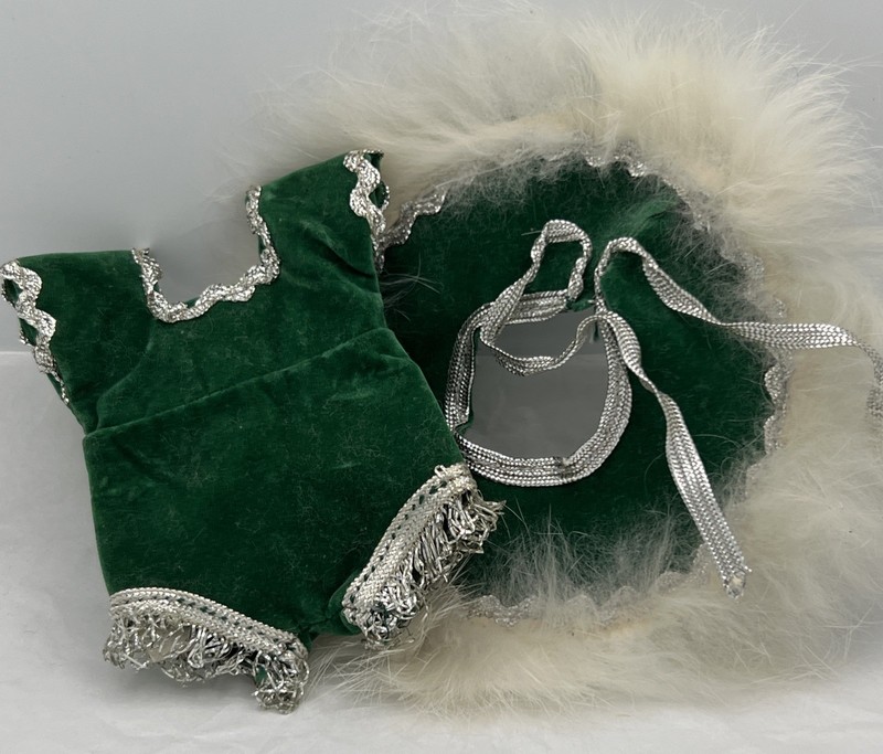 Vintage 1954 Vogue Ginny Doll For Fun Time Ice Skater Outfit #50 NMINT!
