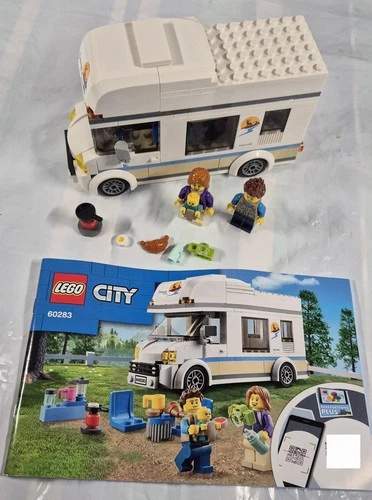 Lego City #60283 Holiday Camper Van 2021 - 100% Complete with Instructions