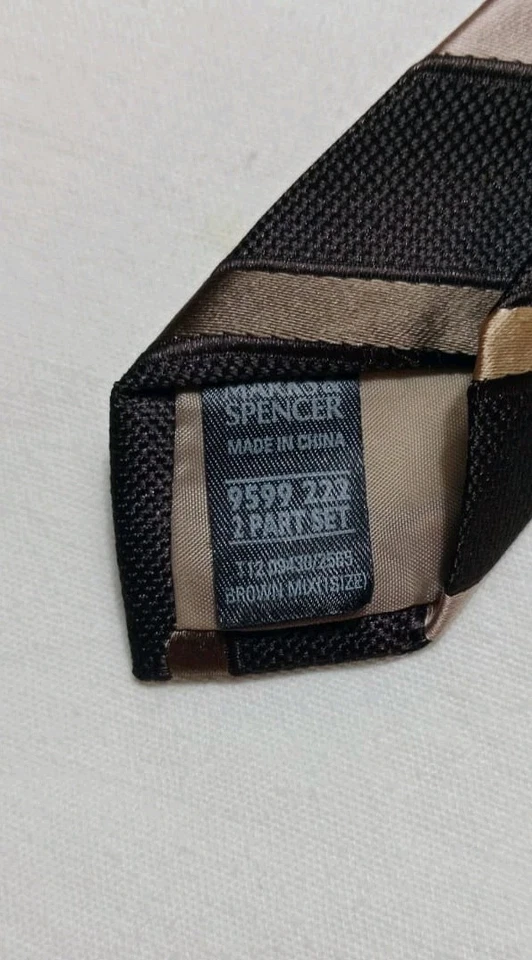 Corbata de negocios formal marrón dorado patrón de rayas Marks & Spencer para hombre Foto 2 de 4
