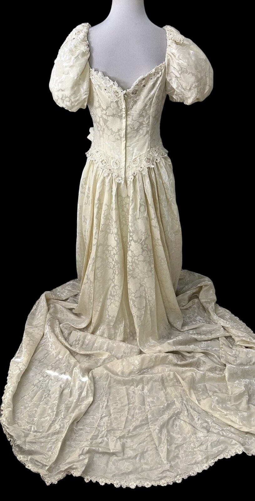 Vintage 60s 70s  Floral Lace Wedding Dress Ivory … - image 6